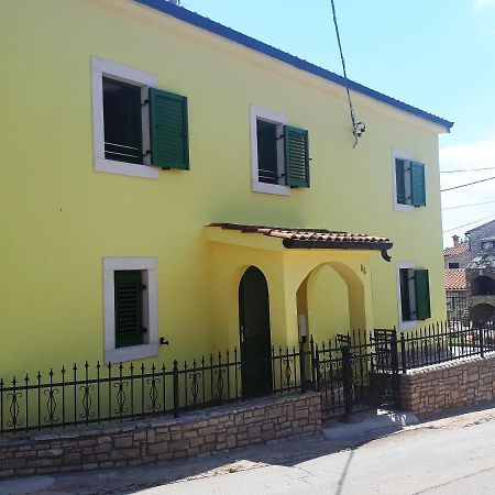 Apartment Terra Rossa Kaštelir Εξωτερικό φωτογραφία