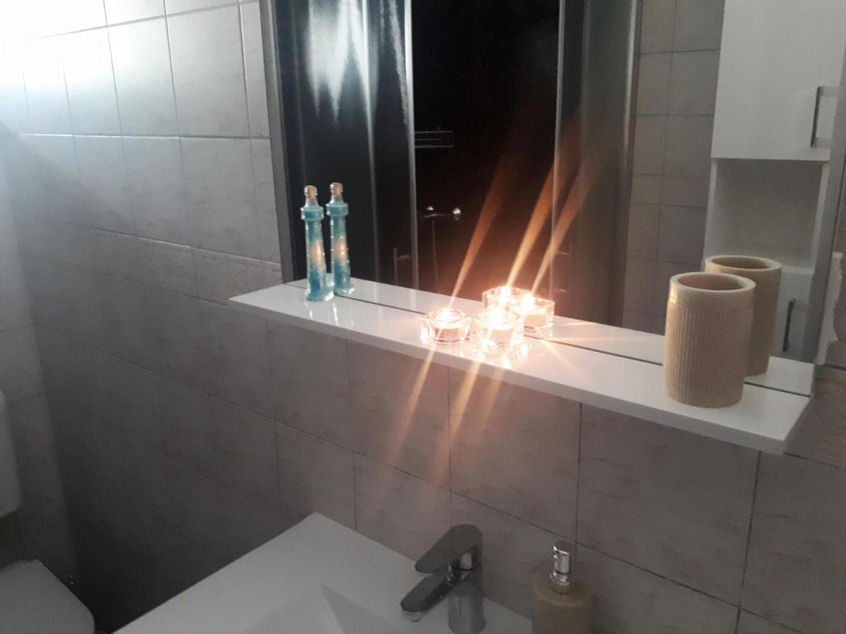 Apartment Terra Rossa Kaštelir Εξωτερικό φωτογραφία