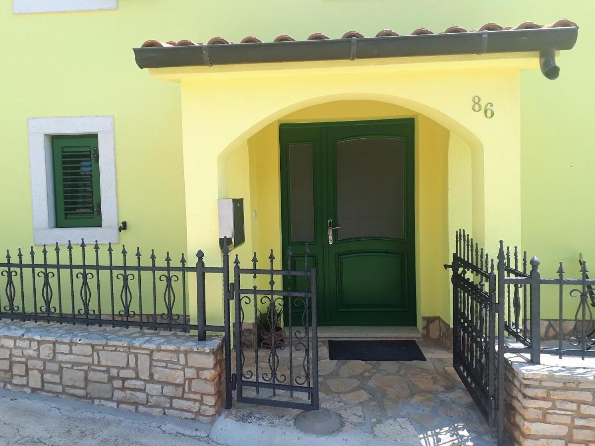 Apartment Terra Rossa Kaštelir Εξωτερικό φωτογραφία