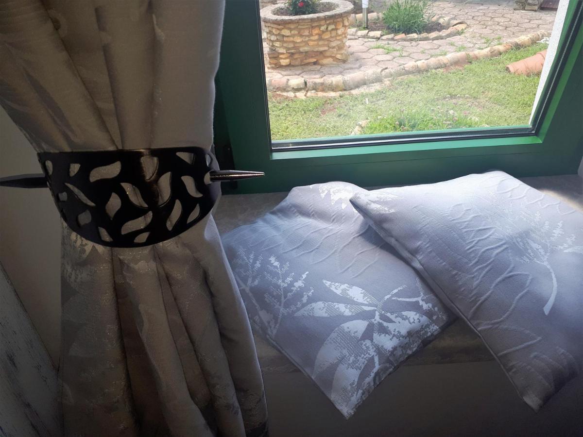 Apartment Terra Rossa Kaštelir Εξωτερικό φωτογραφία