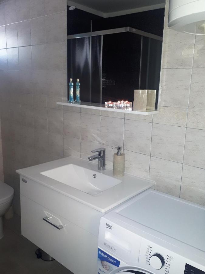 Apartment Terra Rossa Kaštelir Εξωτερικό φωτογραφία