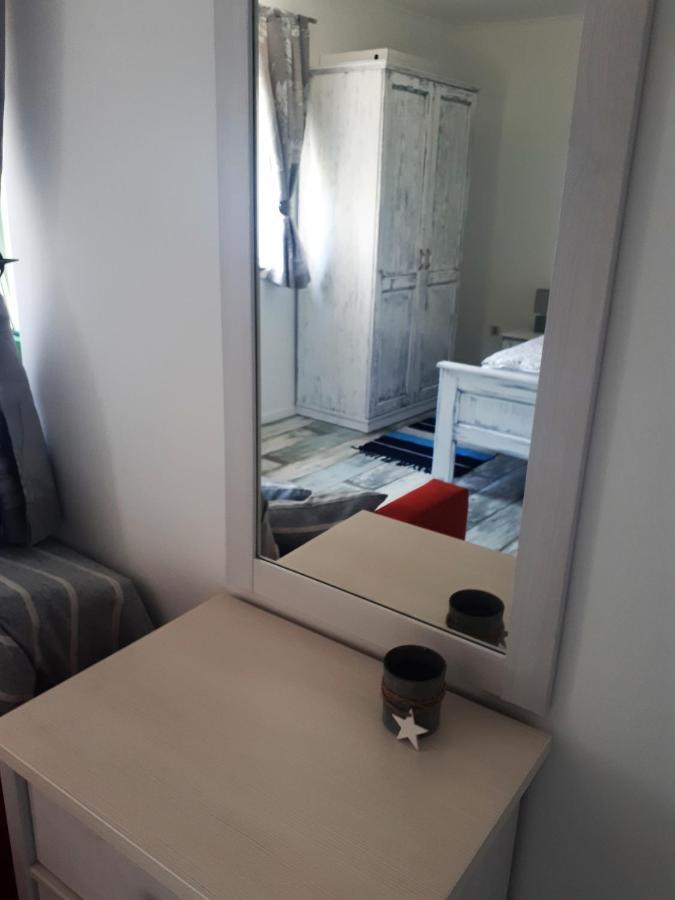 Apartment Terra Rossa Kaštelir Εξωτερικό φωτογραφία