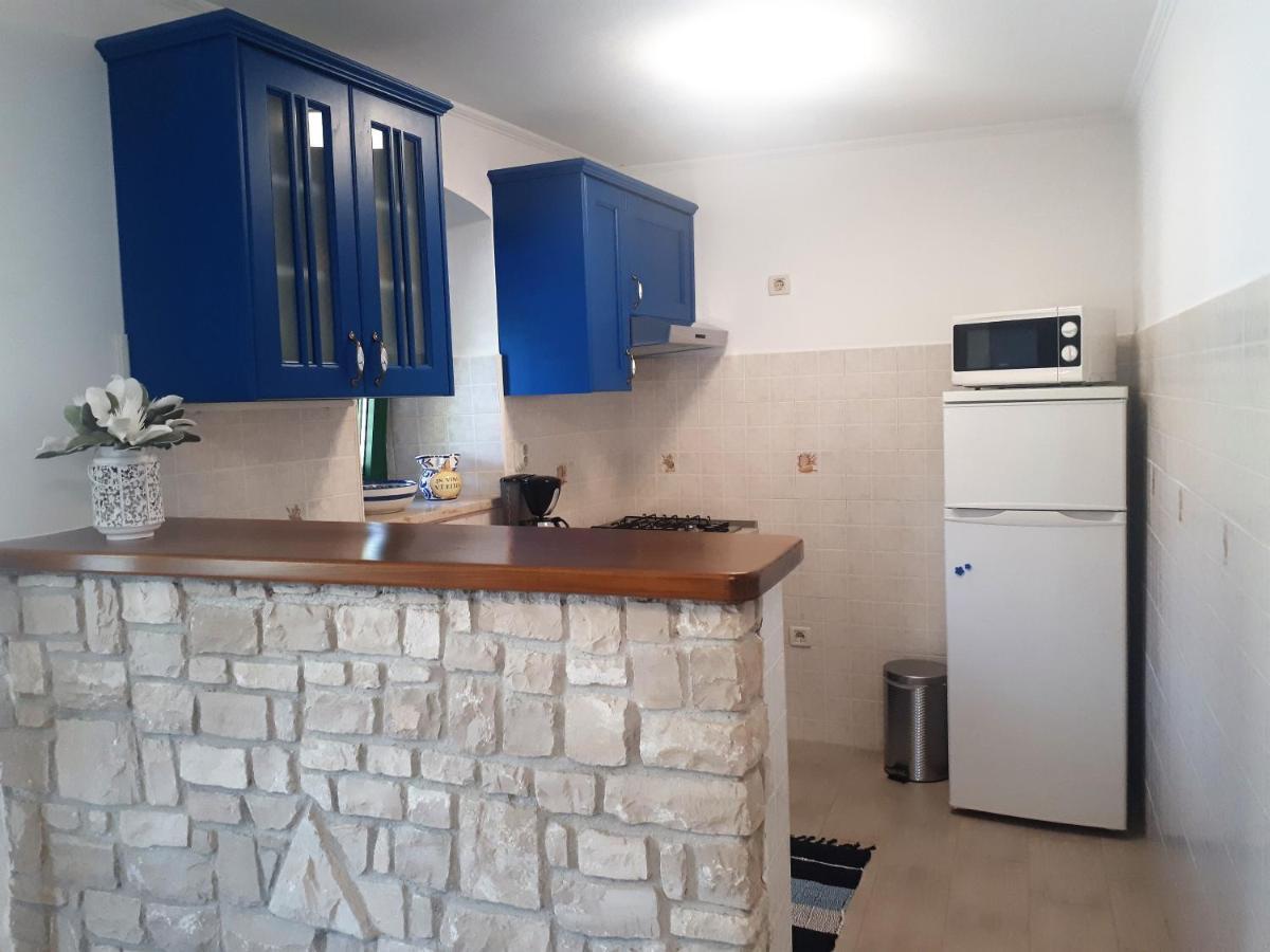 Apartment Terra Rossa Kaštelir Εξωτερικό φωτογραφία