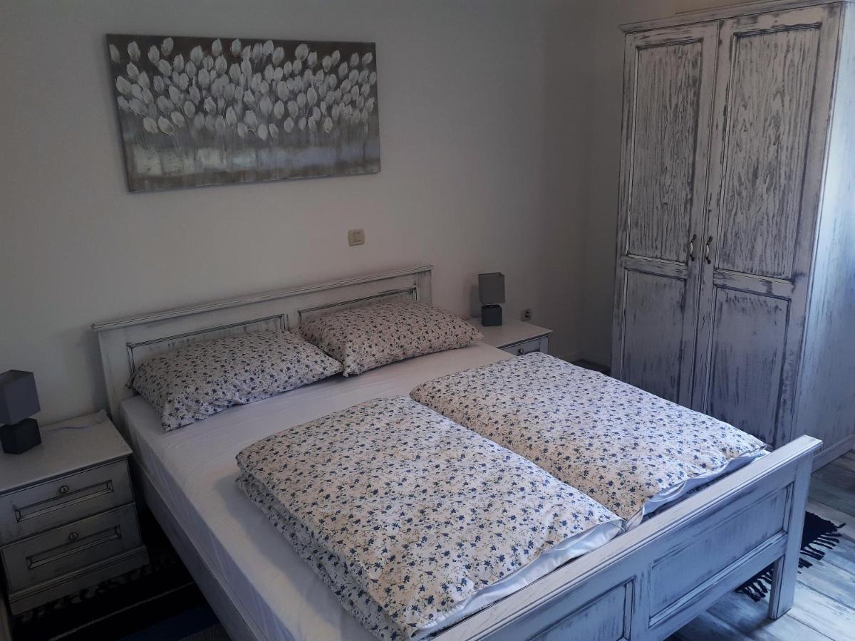 Apartment Terra Rossa Kaštelir Εξωτερικό φωτογραφία