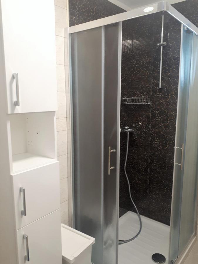 Apartment Terra Rossa Kaštelir Εξωτερικό φωτογραφία